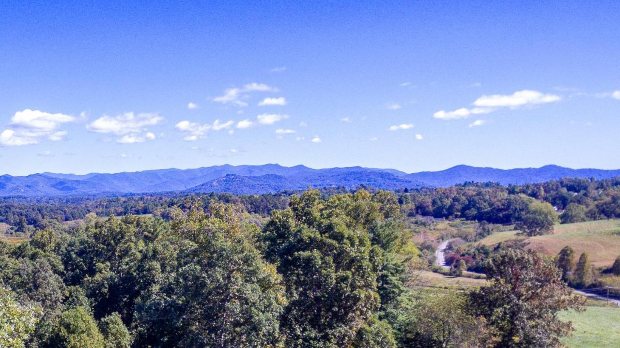 Luxurious House With Pool Near Asheville By Mighty Tree Properties Лестер Экстерьер фото