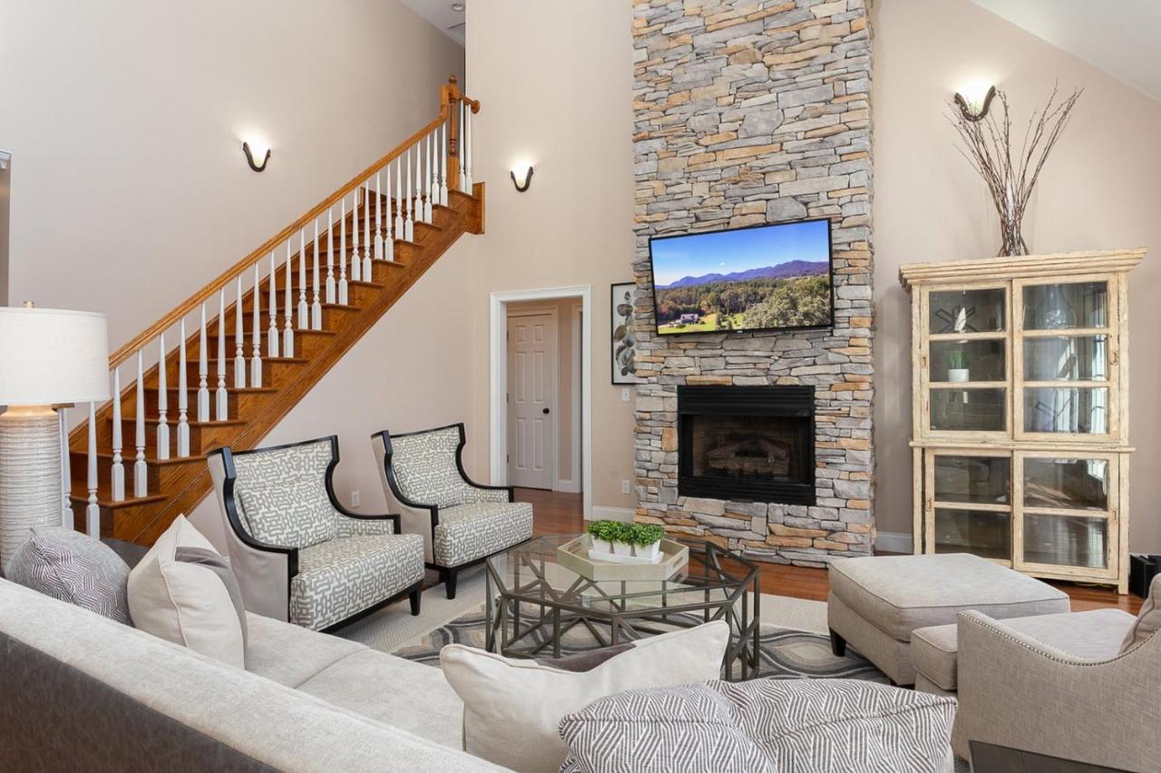 Luxurious House With Pool Near Asheville By Mighty Tree Properties Лестер Экстерьер фото